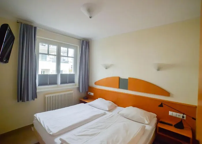 Strandvillen Binz - Appartement mit 1 Schlafzimmer und Balkon AH 562