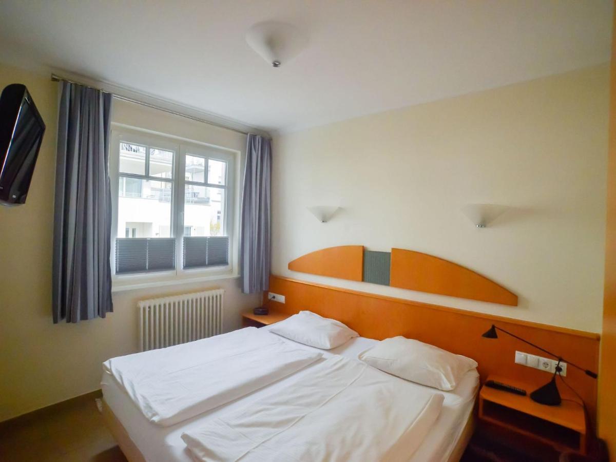 Strandvillen - Mit 1 Schlafzimmer Und Balkon Ah-562 Apartment *